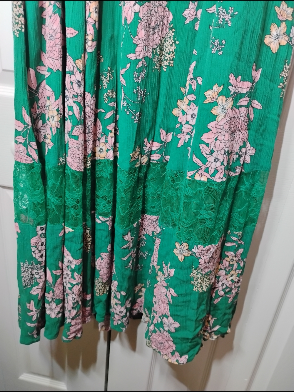 torrid Green Floral Maxi Dress with Pink Pattern & Lace Collar - Picture 4 of 8